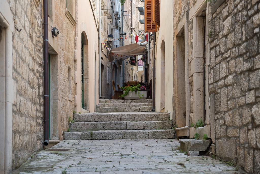 M & J Central Suites Korcula Town Exterior foto